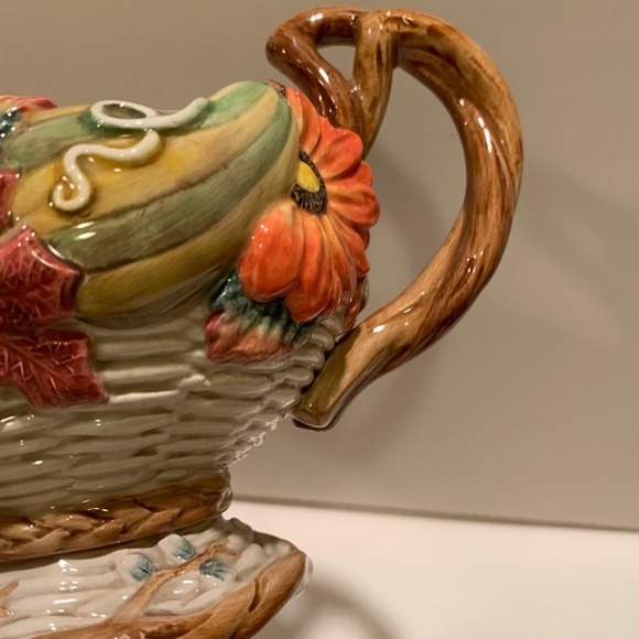 COPY - FITZ & FLOYD AUTUMN BOUNTY GRAVY BOAT & PLATE. - Picture 7 of 13